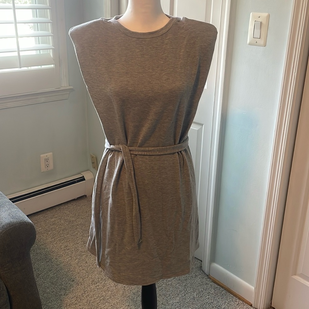 Tie waist shoulder pad Vestique dress